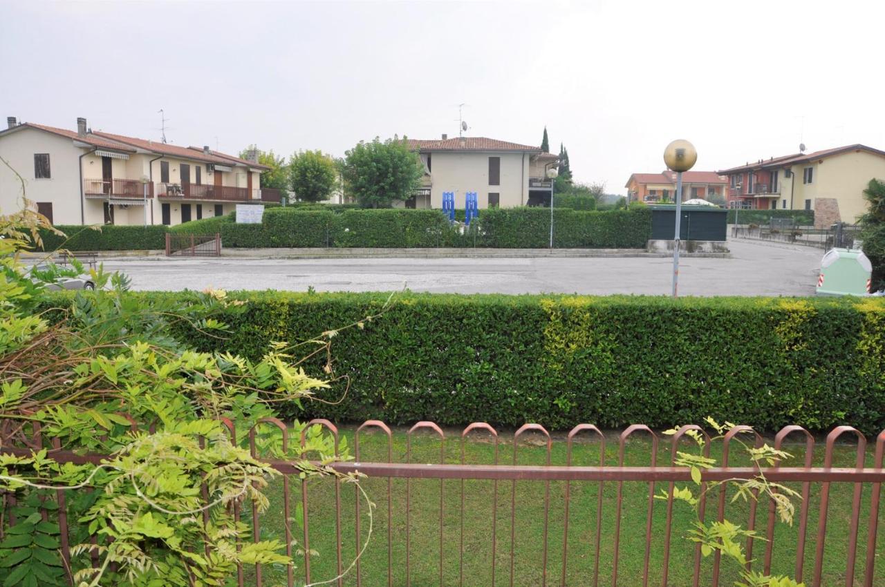 Appartamento In Lazise/gardasee 21939 *