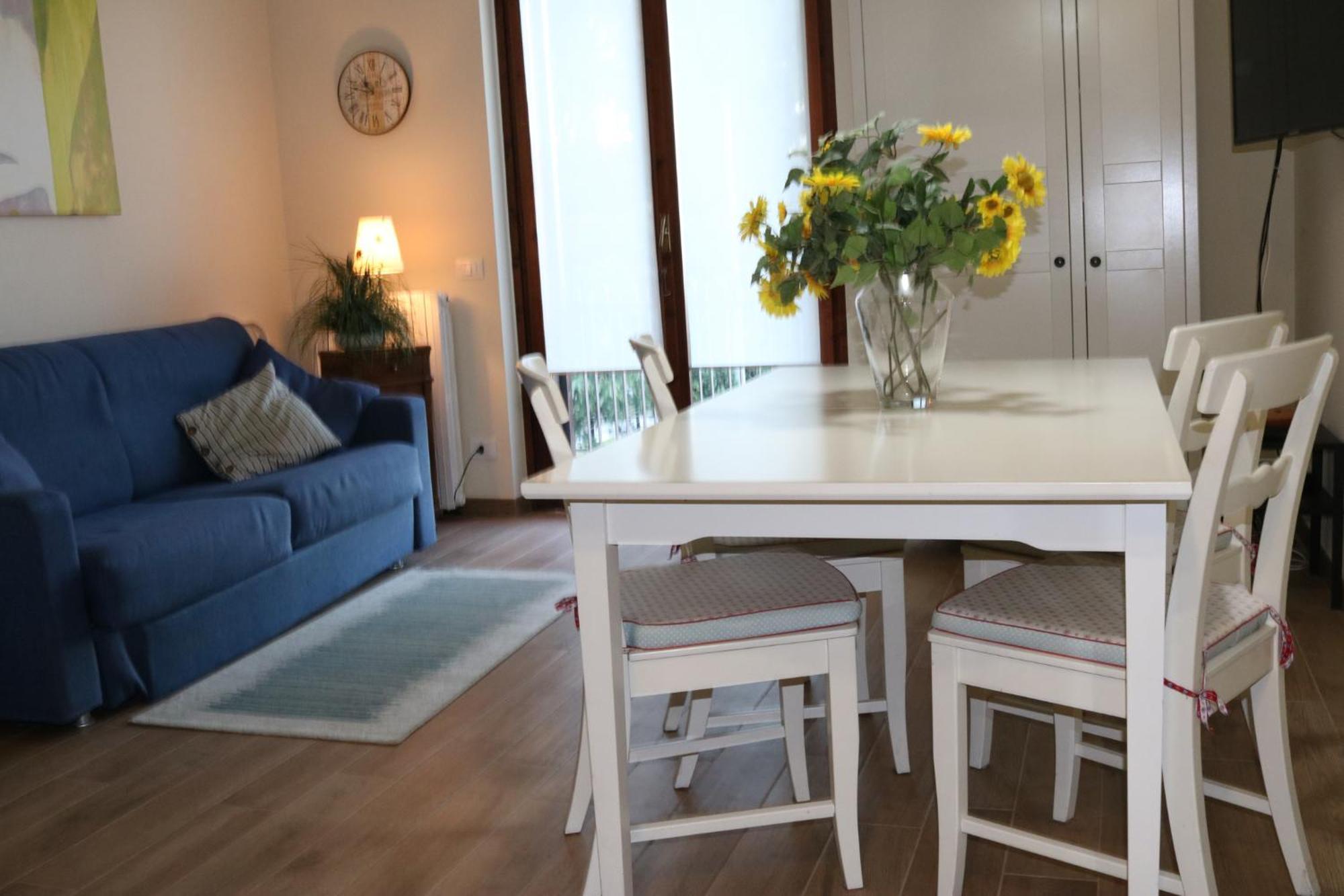 Appartamento In Lazise/gardasee 21939 *
